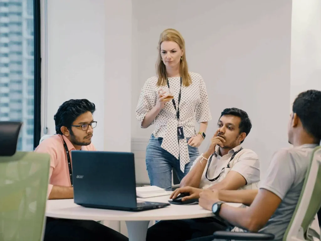 MVIVO design and engineering team in project feedback meeting, Colombo office